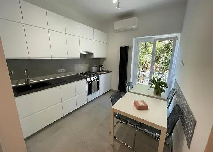 Casa Marconi בית הארחה 4*